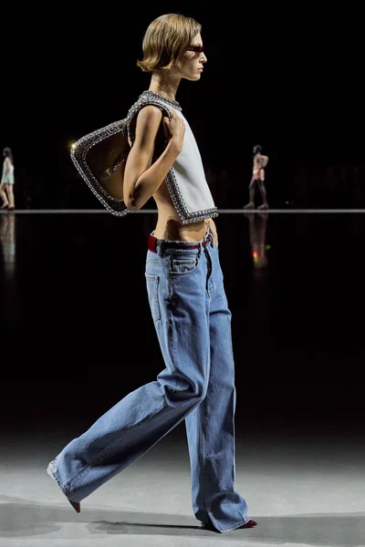 Look 39